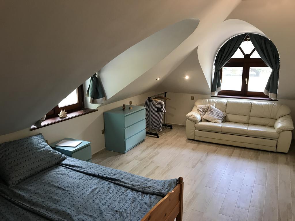 Szines Panorama Apartman バラトンレッレ エクステリア 写真